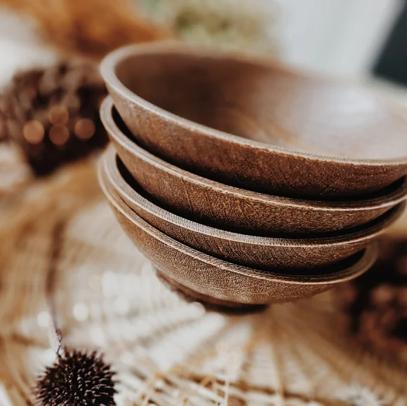 Set of 4 Vintage Dark Brown Faux Wood Salad Bowls By West Bend - Picture 3 of 4